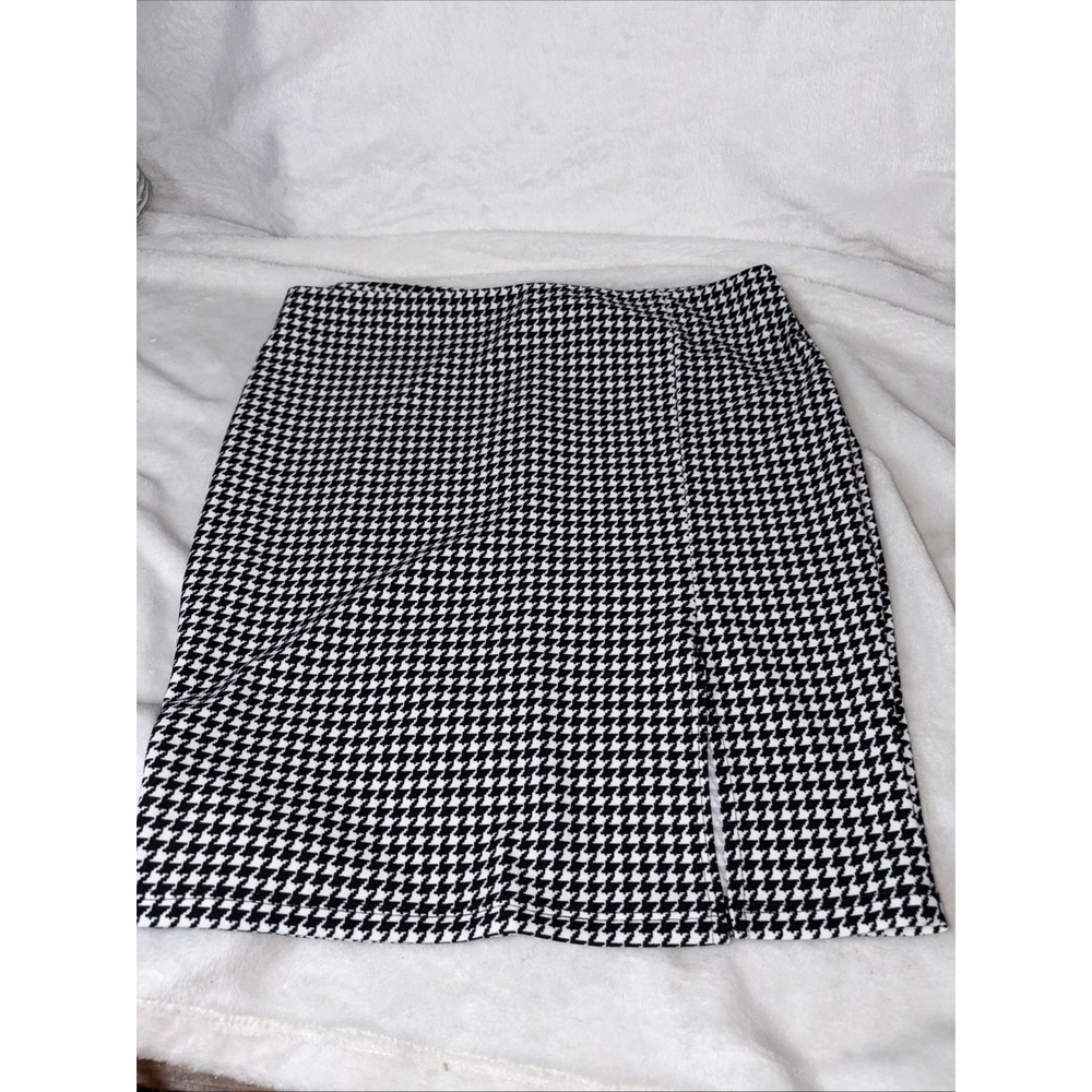 Zoey Black White Houndstooth Mini Skirt Front slit Large 90s Academia Preppy NWT